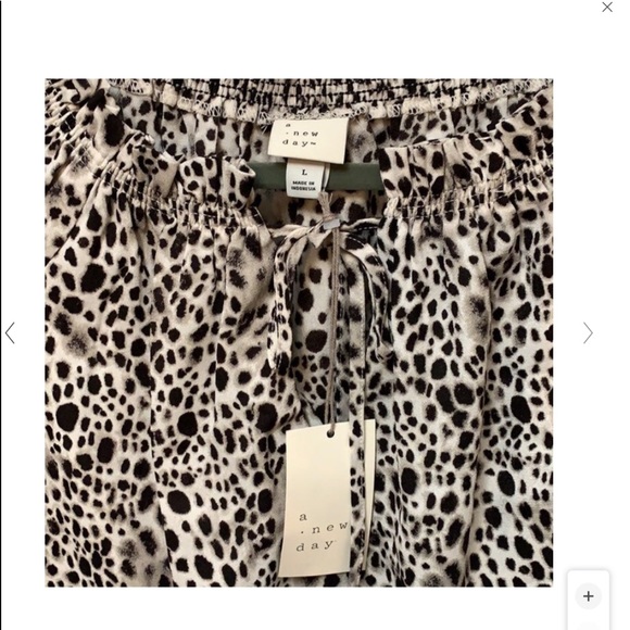 Peasant Boho Animal Print Blouse Black White NWT - Picture 8 of 9